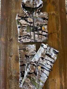 Browning Youth Hunting Camo Pahvant Pro Coat and Pant Set